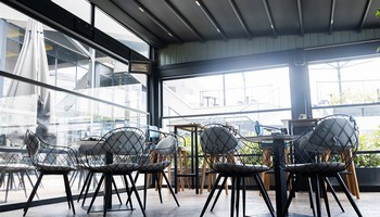 vibes-sport-and-lounge-bar
