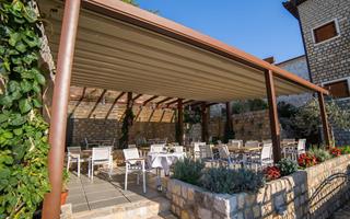 Pirate wine bar, Ulcinj